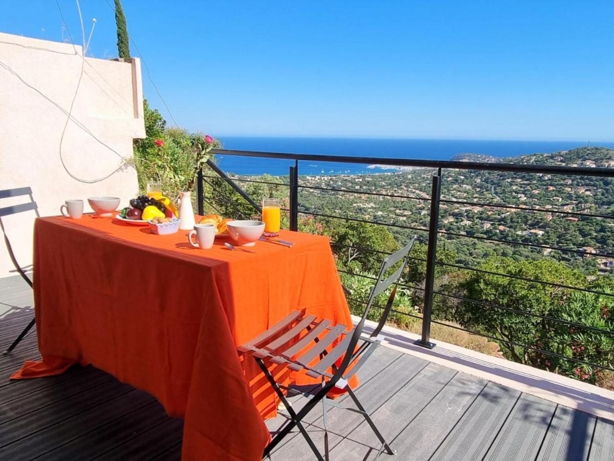 Holiday Home Les Terrasses De L'Eau Blanche-4 By Interhome Cavalaire-sur-Mer Exteriér fotografie